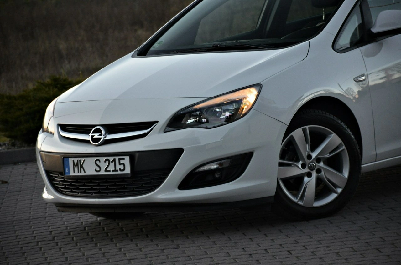 Opel Astra - Zdjęcie 7