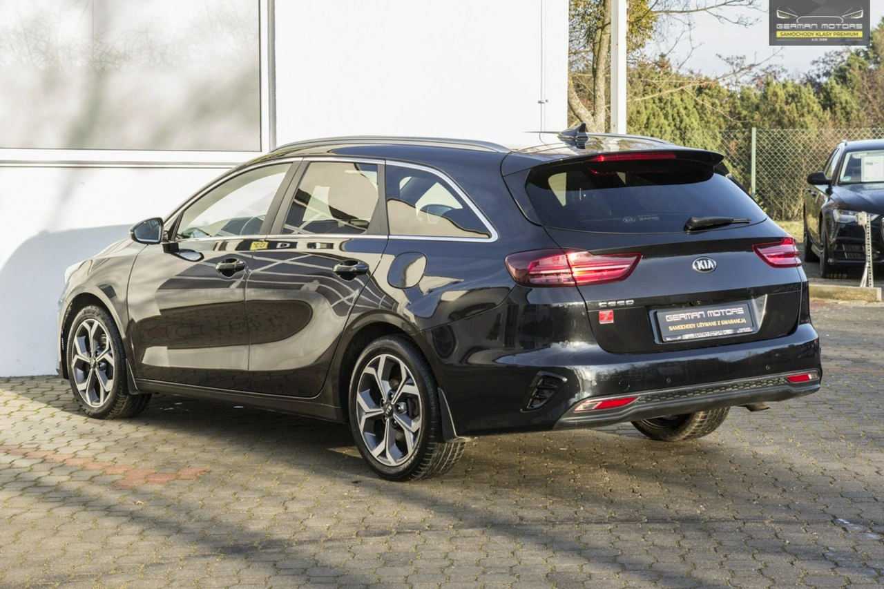 Kia Ceed - Zdjęcie 16