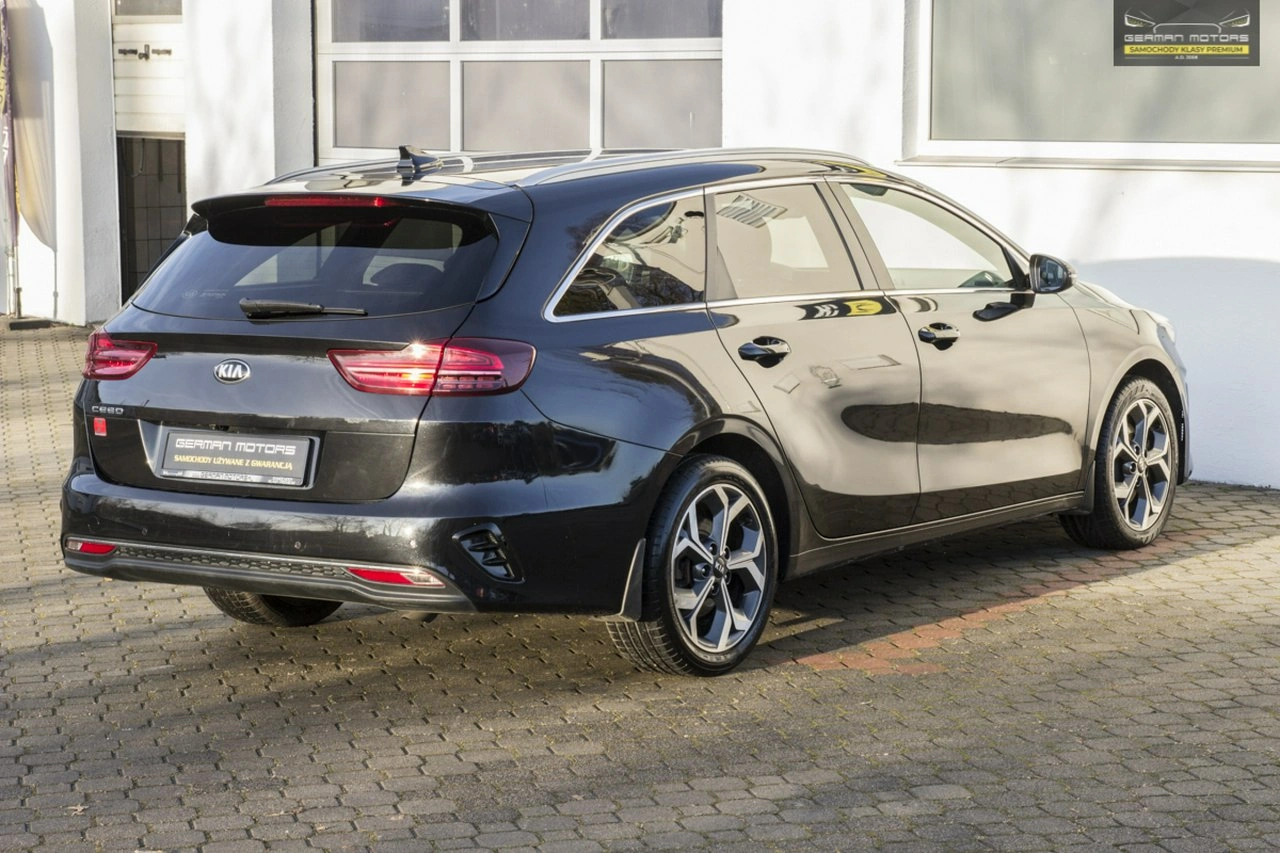 Kia Ceed - Zdjęcie 17