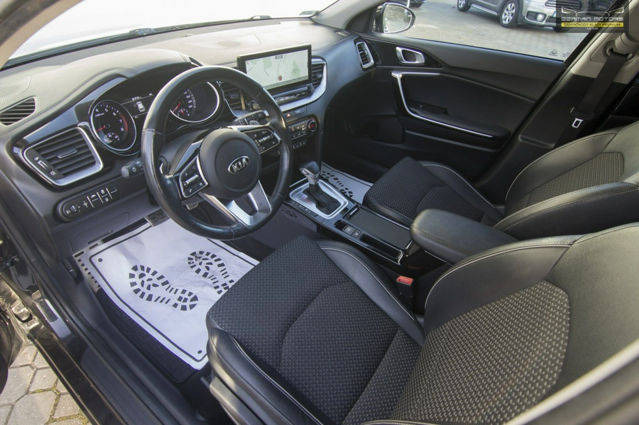Kia Ceed - Zdjęcie 20