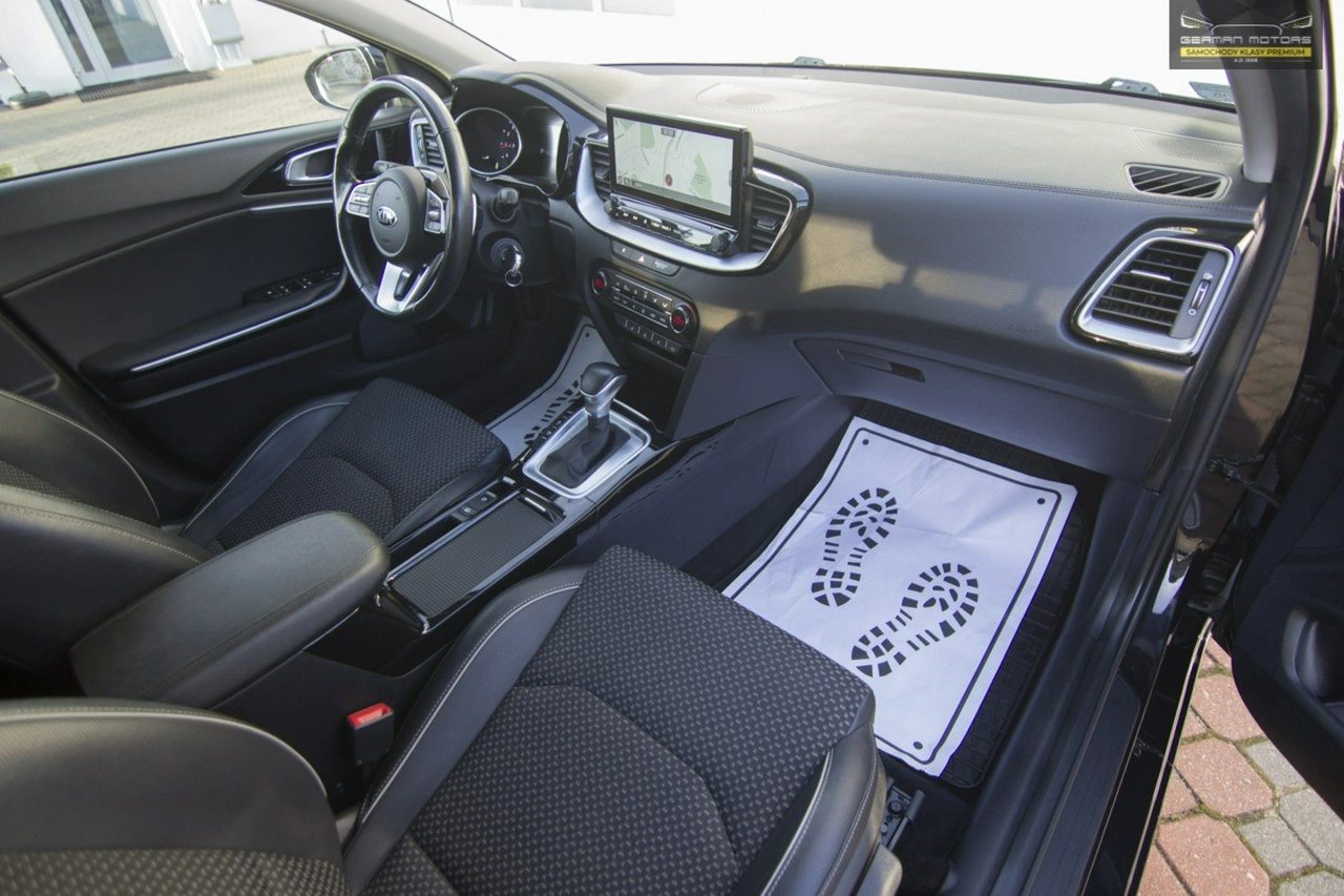 Kia Ceed - Zdjęcie 30