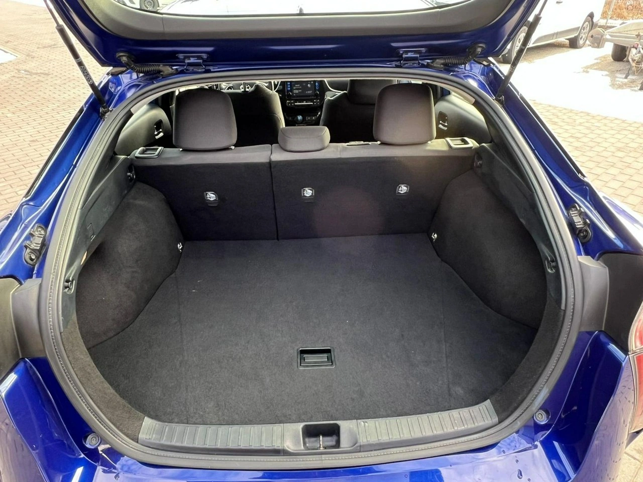 Toyota Prius+ - Zdjęcie 17