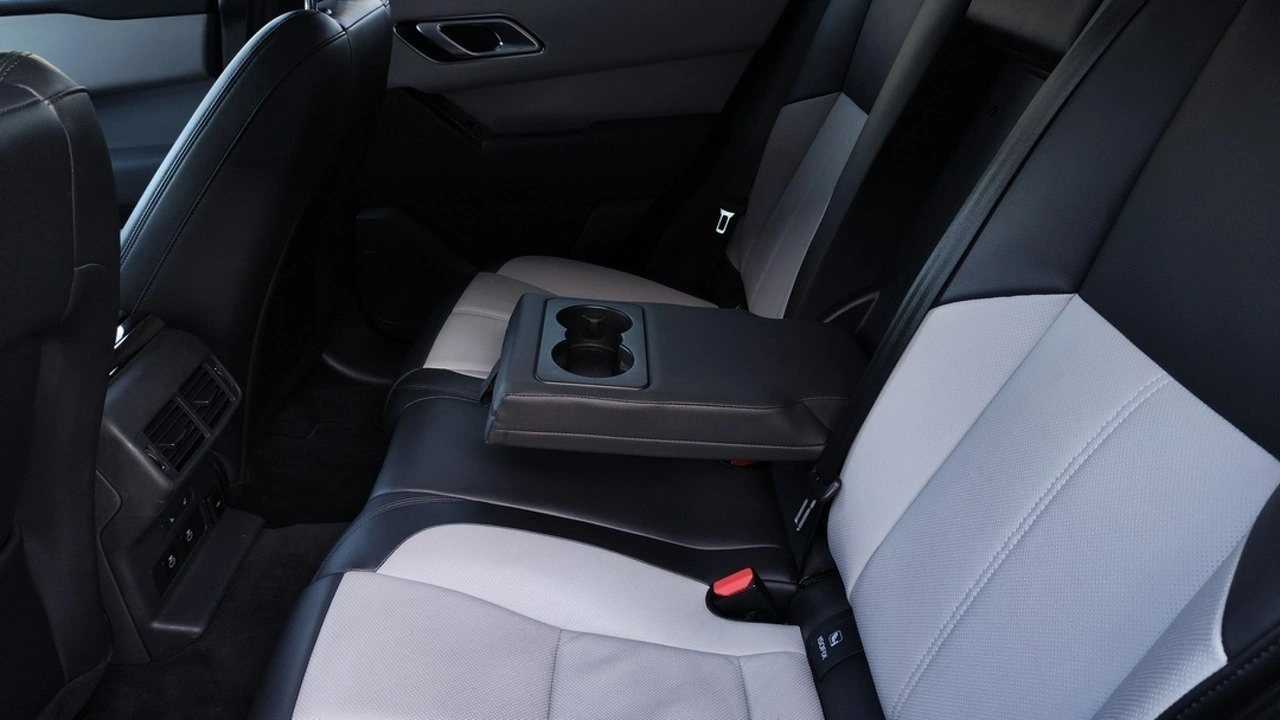 Land Rover Range Rover Velar - Zdjęcie 13