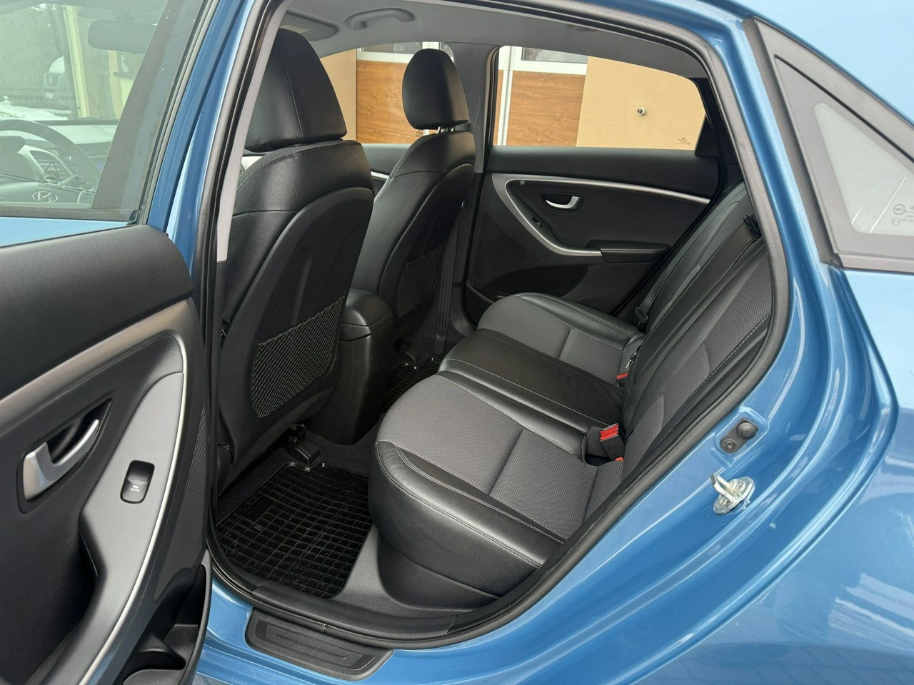 Hyundai i30 - Zdjęcie 25