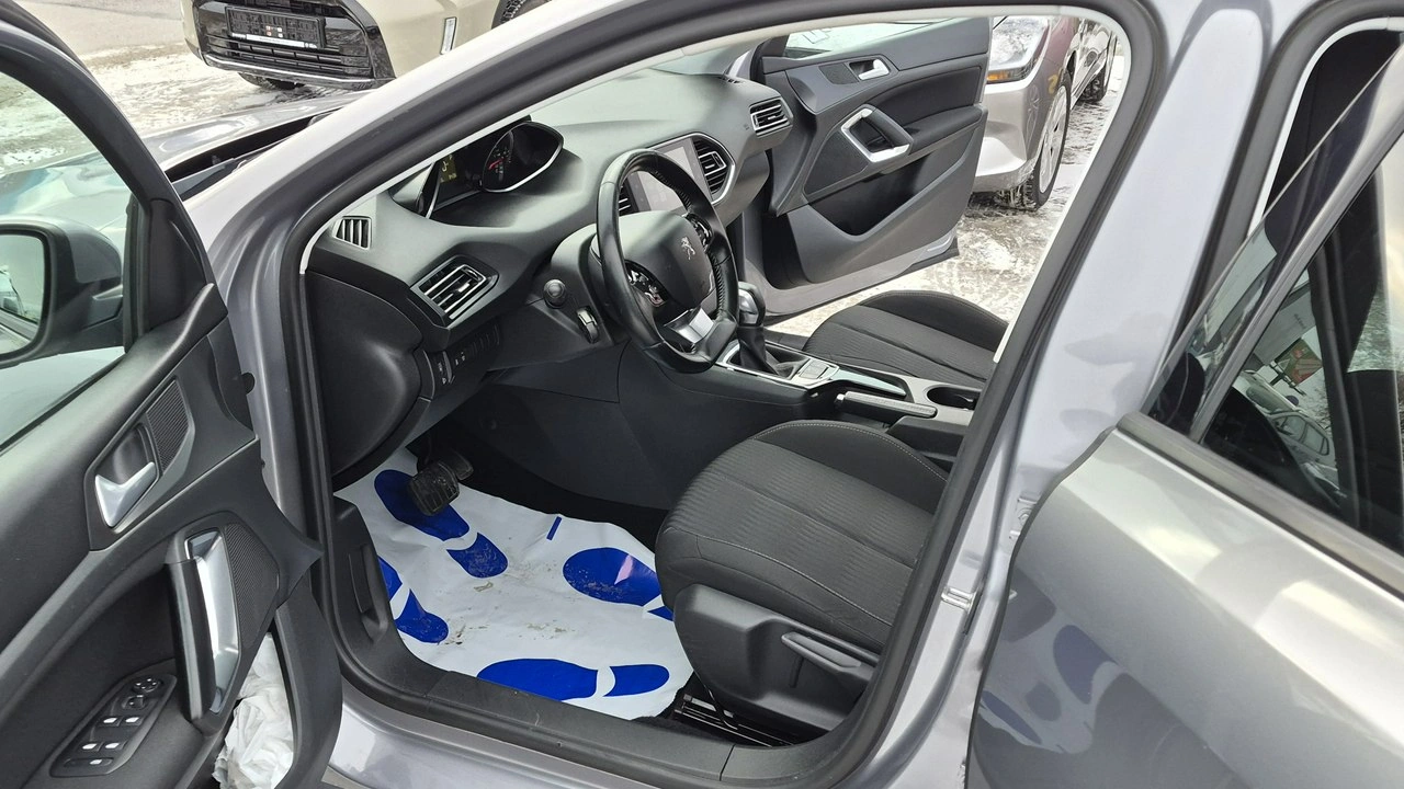 Peugeot 308 - Zdjęcie 6