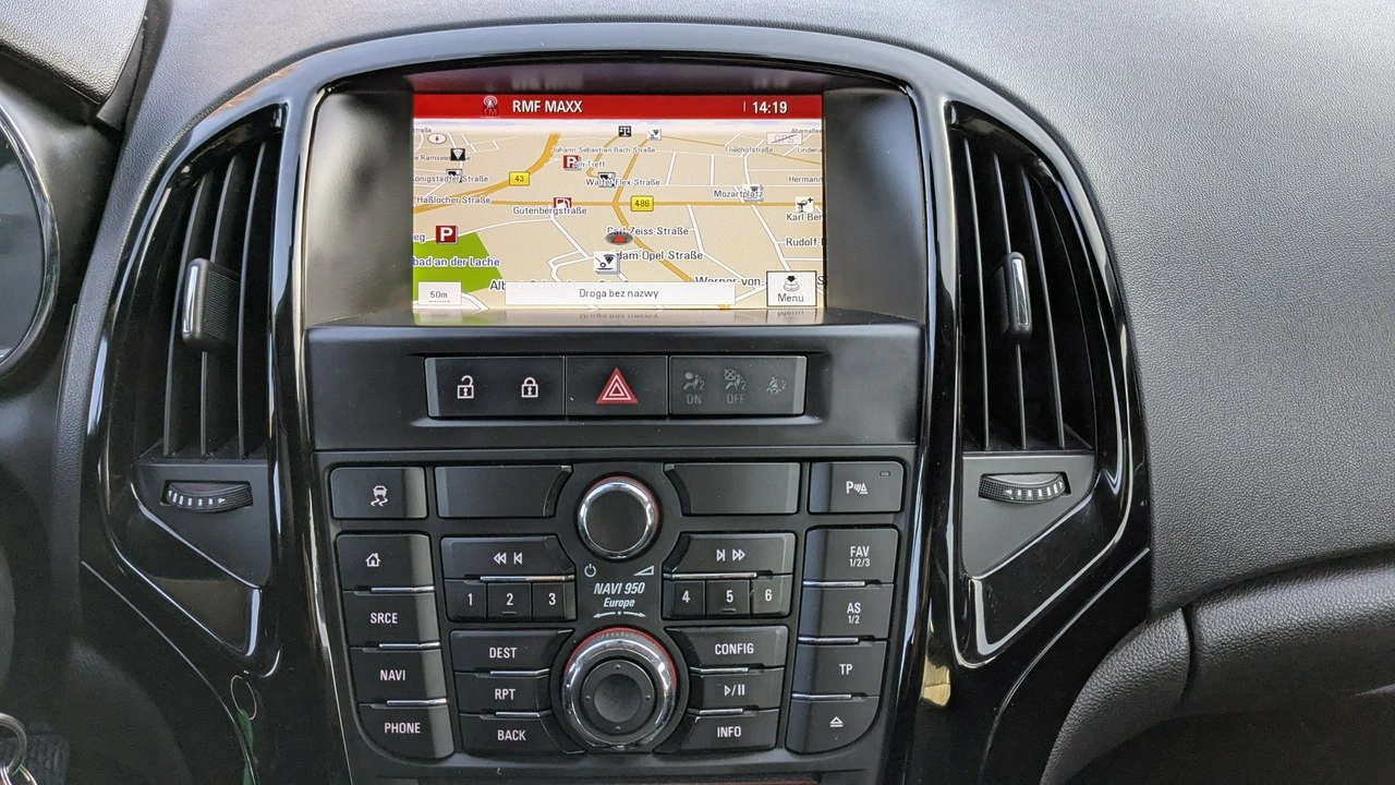 Opel Astra - Zdjęcie 23