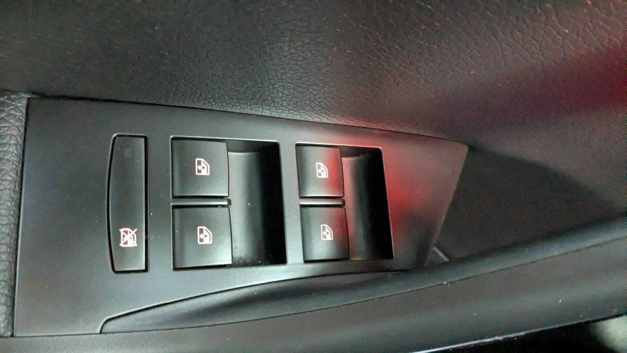 Opel Astra - Zdjęcie 27