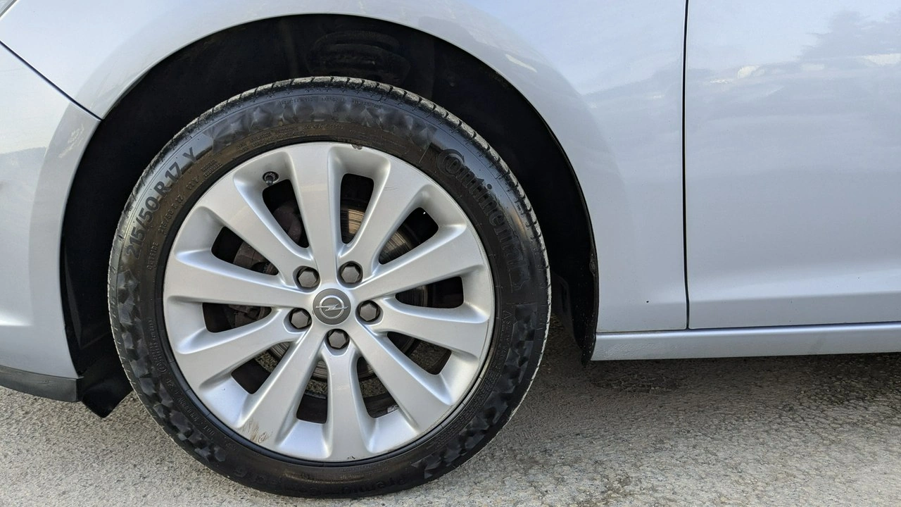 Opel Astra - Zdjęcie 38