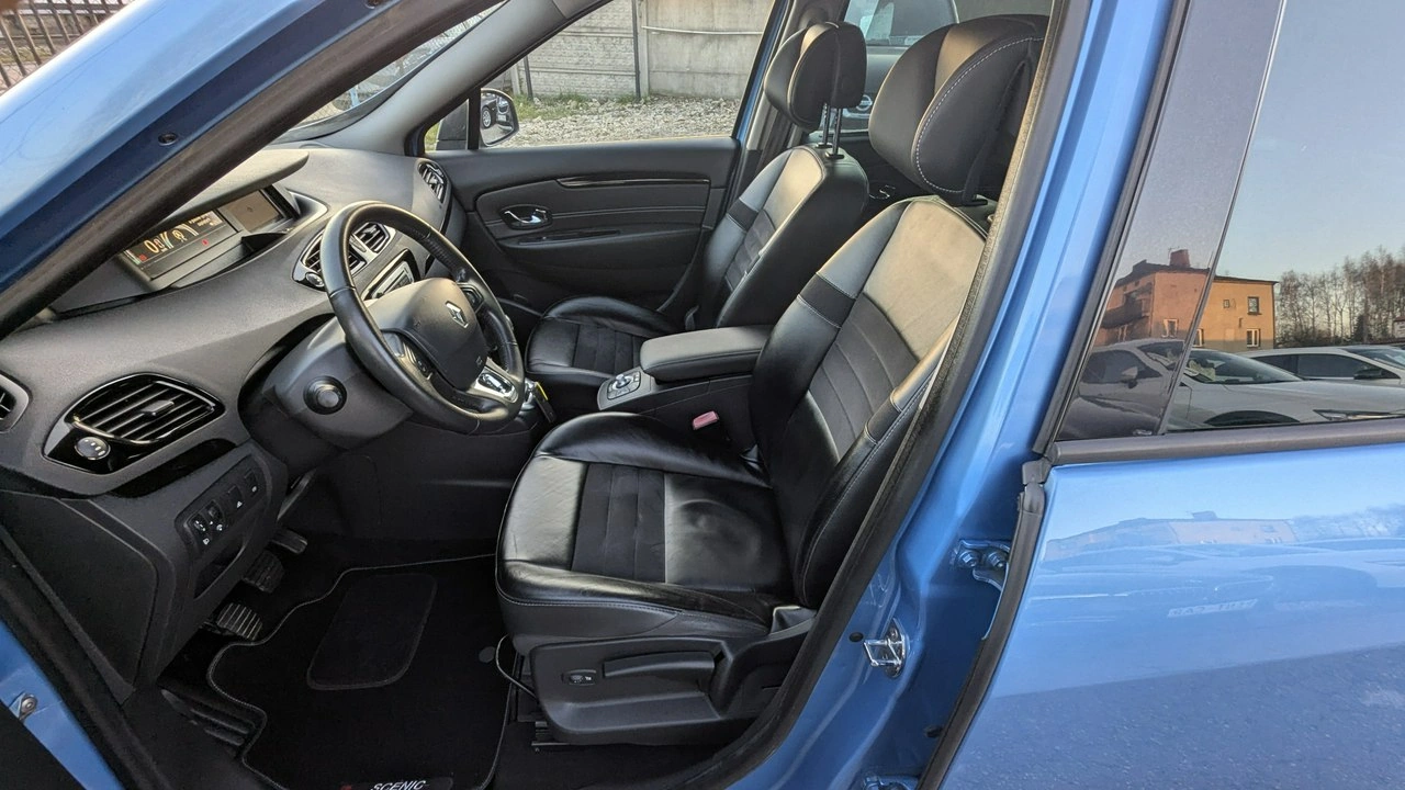 Renault Scenic - Zdjęcie 10