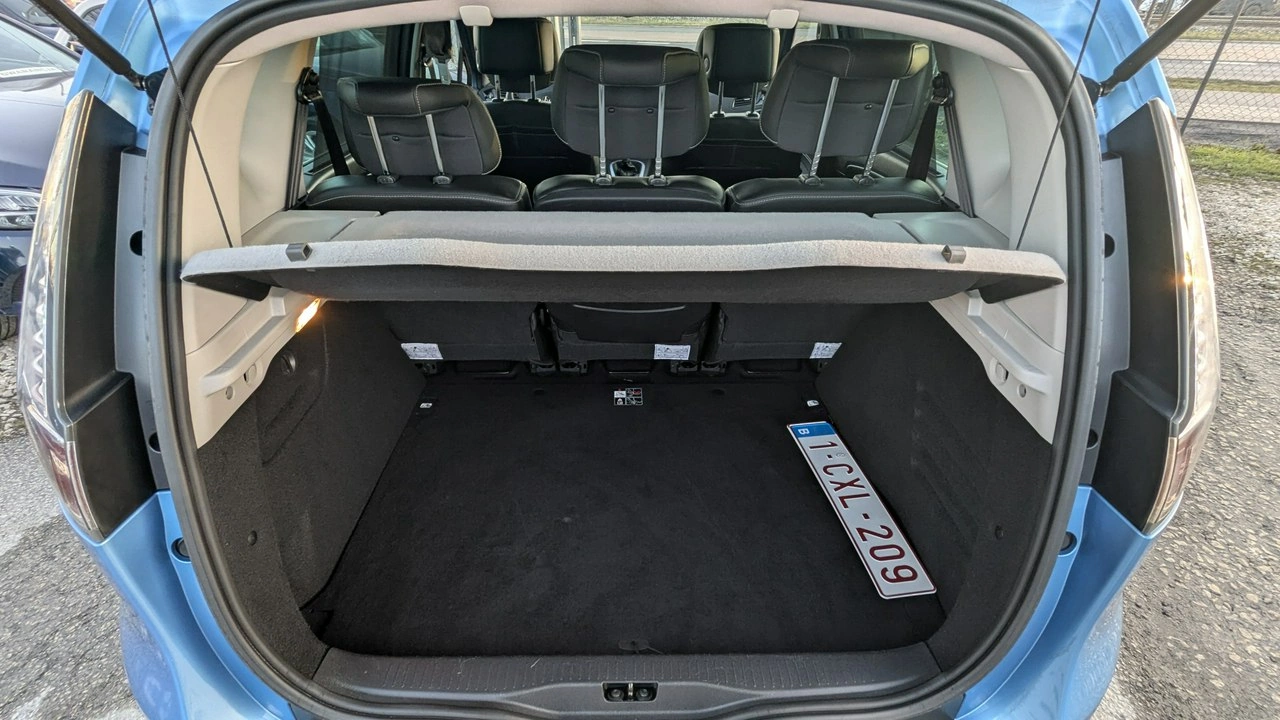 Renault Scenic - Zdjęcie 29