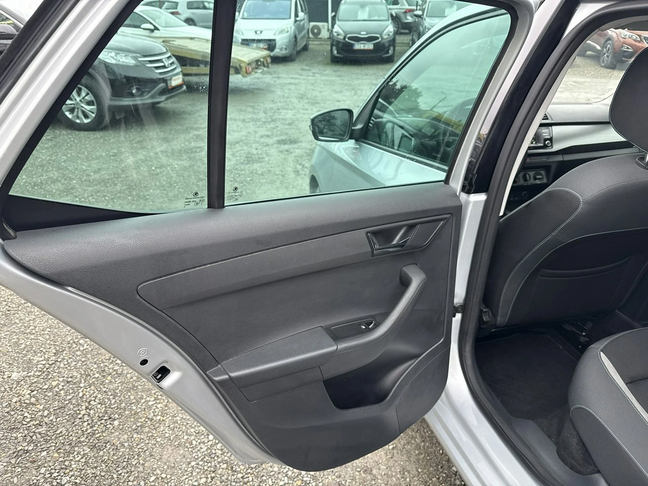 Skoda Fabia - Zdjęcie 11