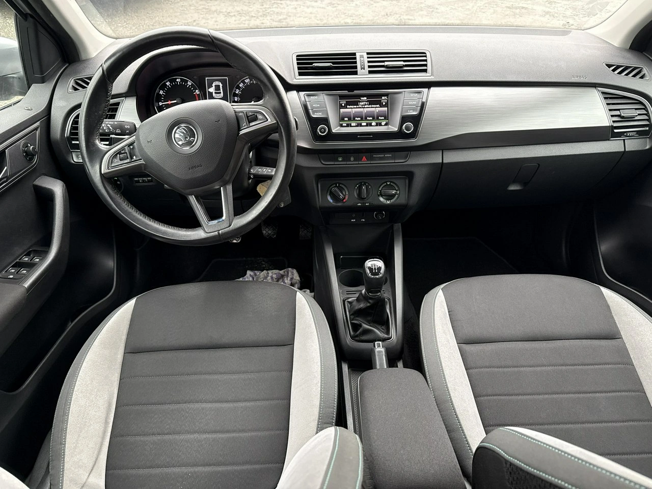 Skoda Fabia - Zdjęcie 13