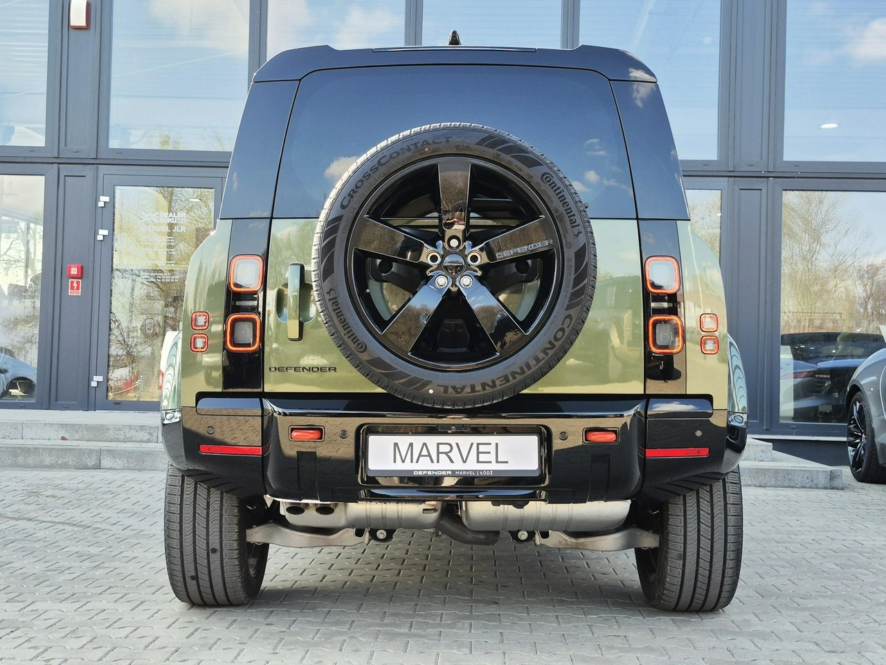 Land Rover Defender - Zdjęcie 10