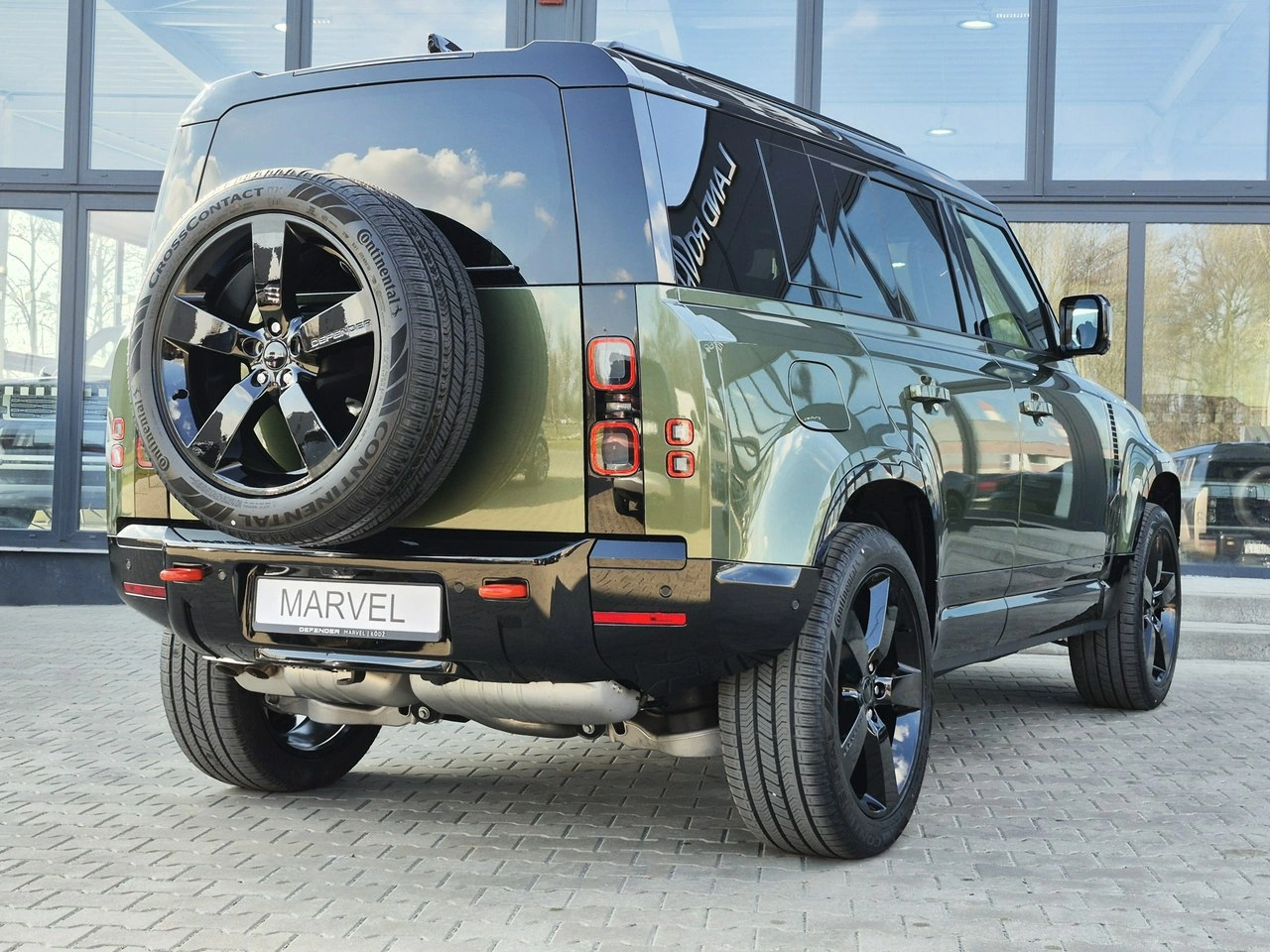 Land Rover Defender - Zdjęcie 11