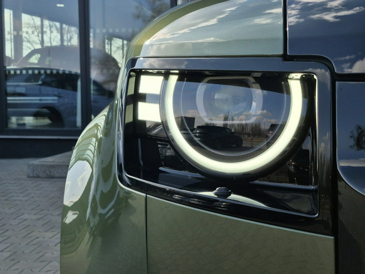 Land Rover Defender - Zdjęcie 14