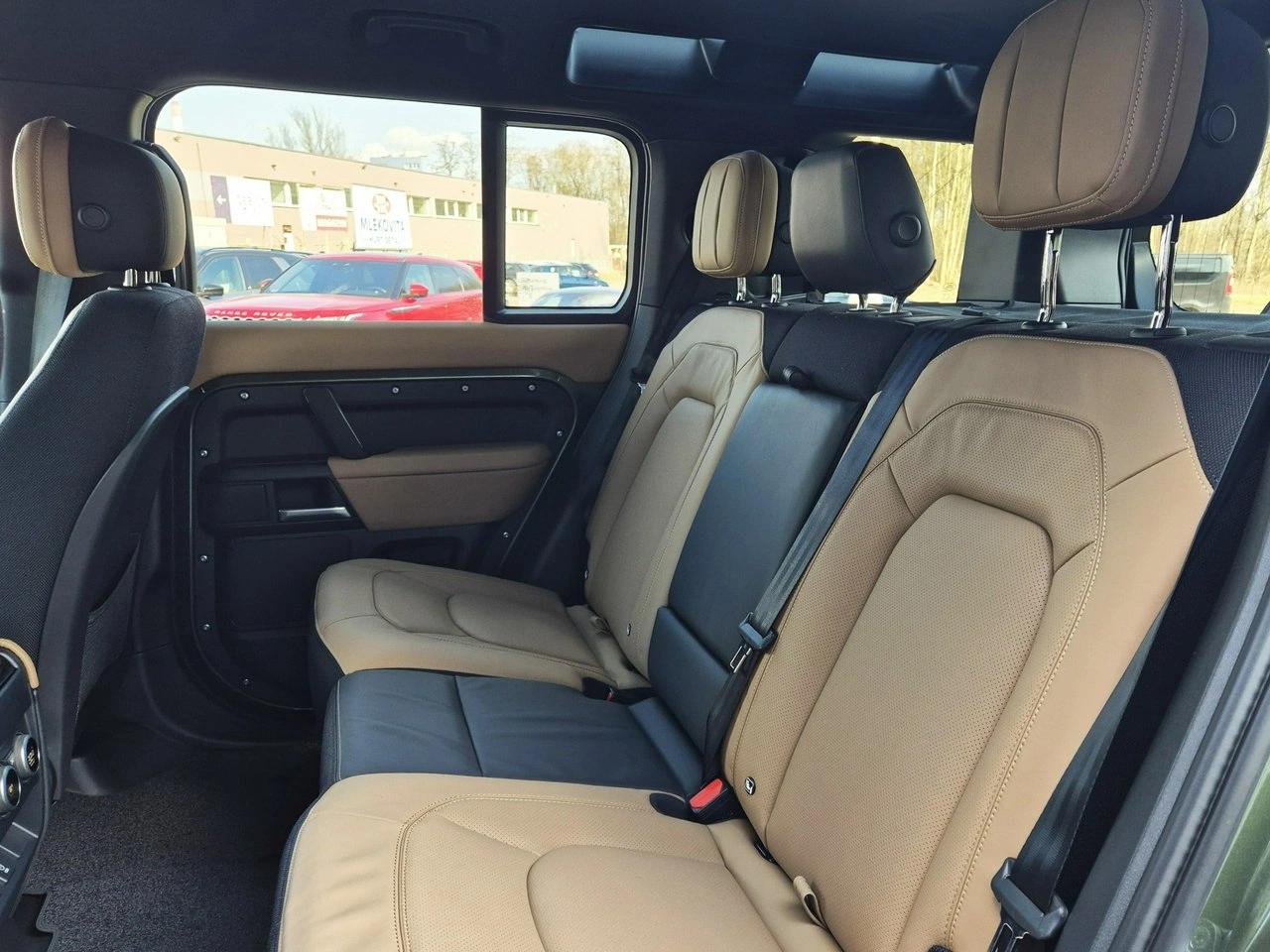 Land Rover Defender - Zdjęcie 21