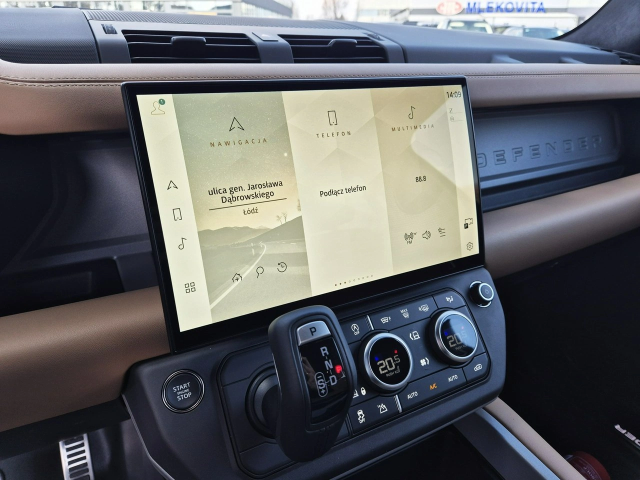 Land Rover Defender - Zdjęcie 34