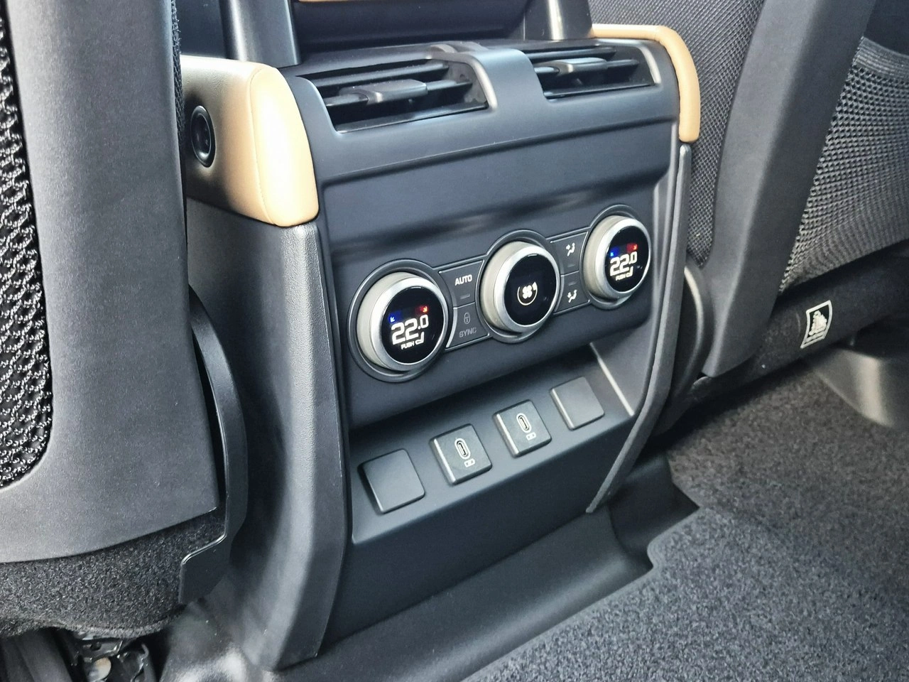 Land Rover Defender - Zdjęcie 37