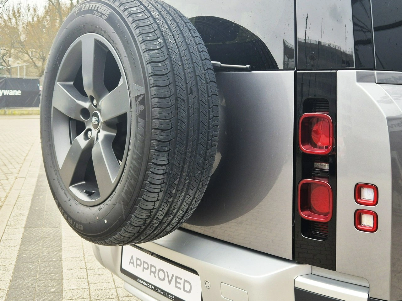 Land Rover Defender - Zdjęcie 13