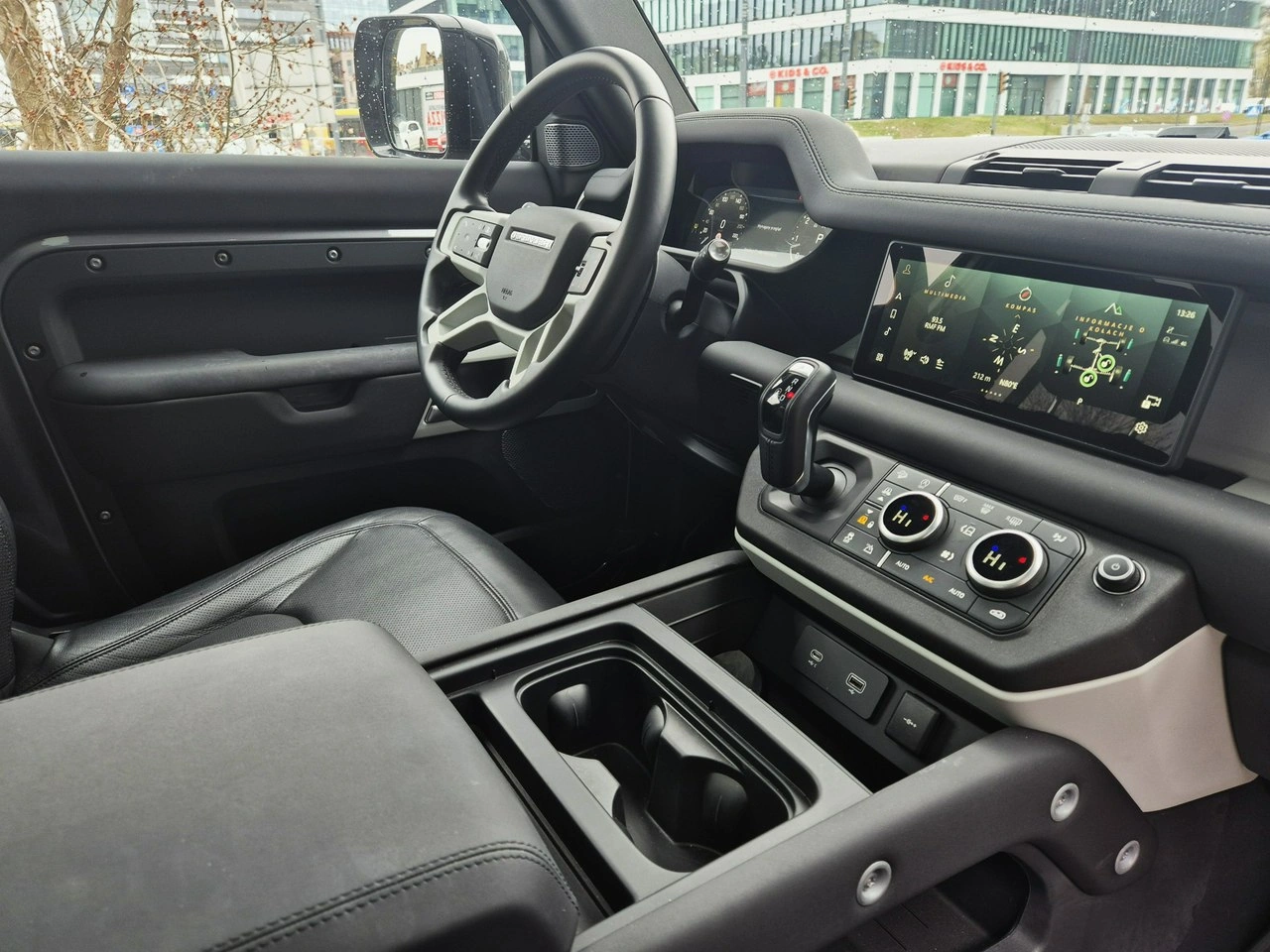 Land Rover Defender - Zdjęcie 23