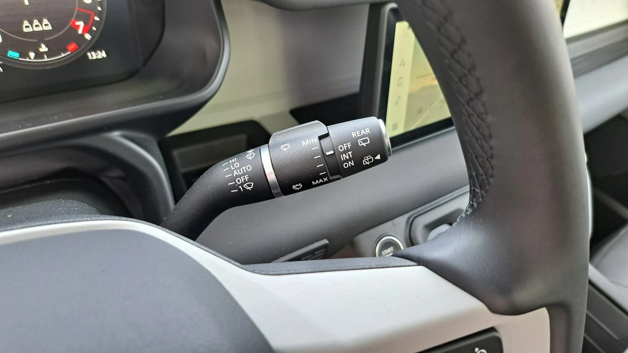 Land Rover Defender - Zdjęcie 26