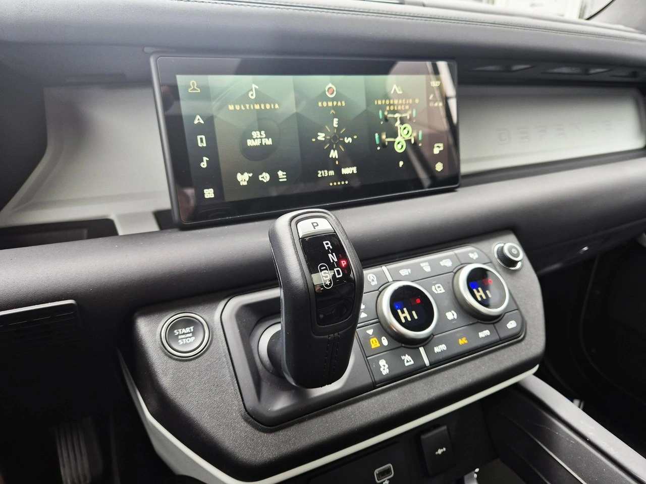 Land Rover Defender - Zdjęcie 28