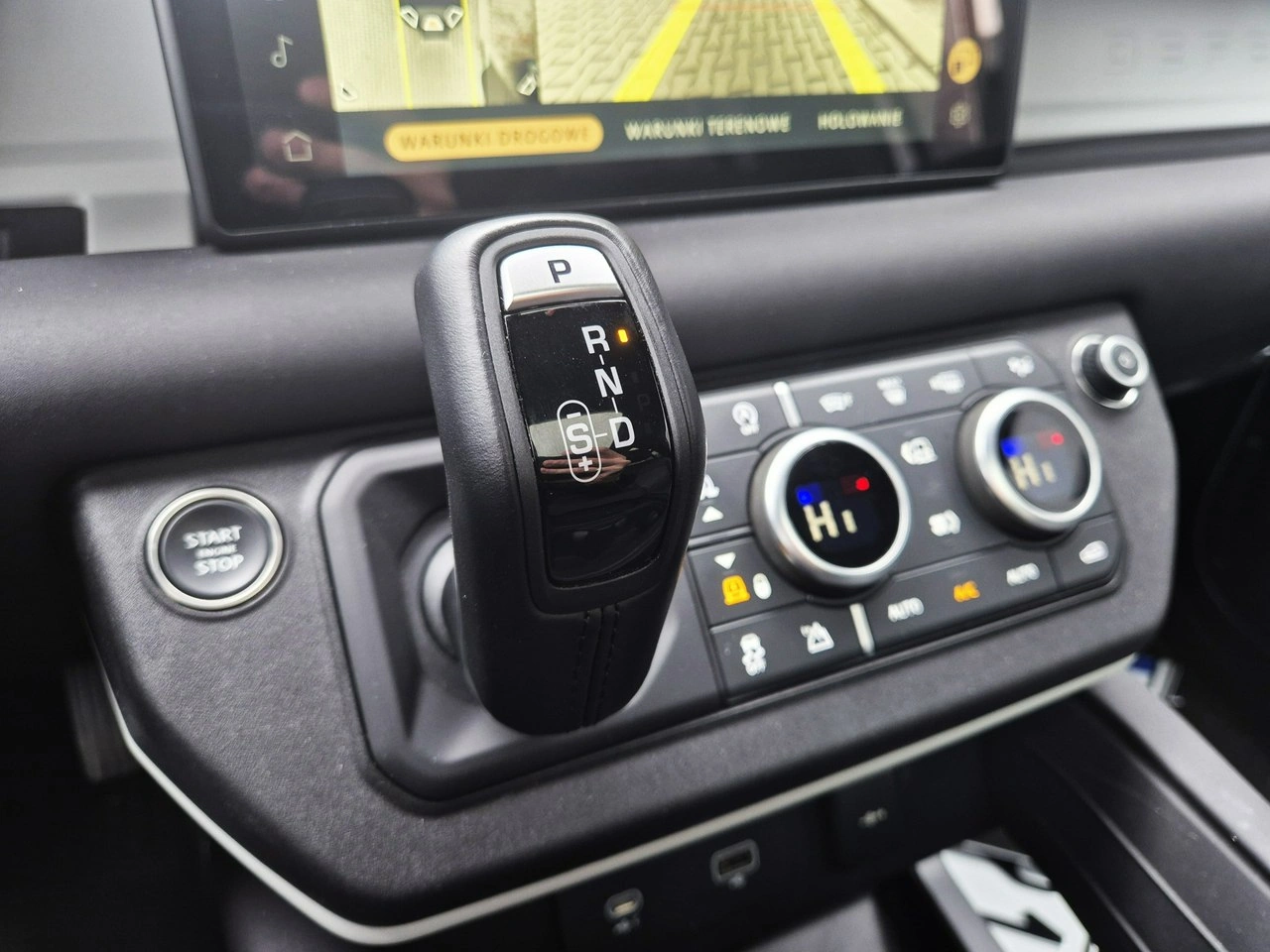 Land Rover Defender - Zdjęcie 29