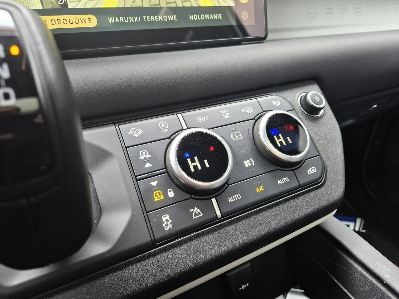 Land Rover Defender - Zdjęcie 30