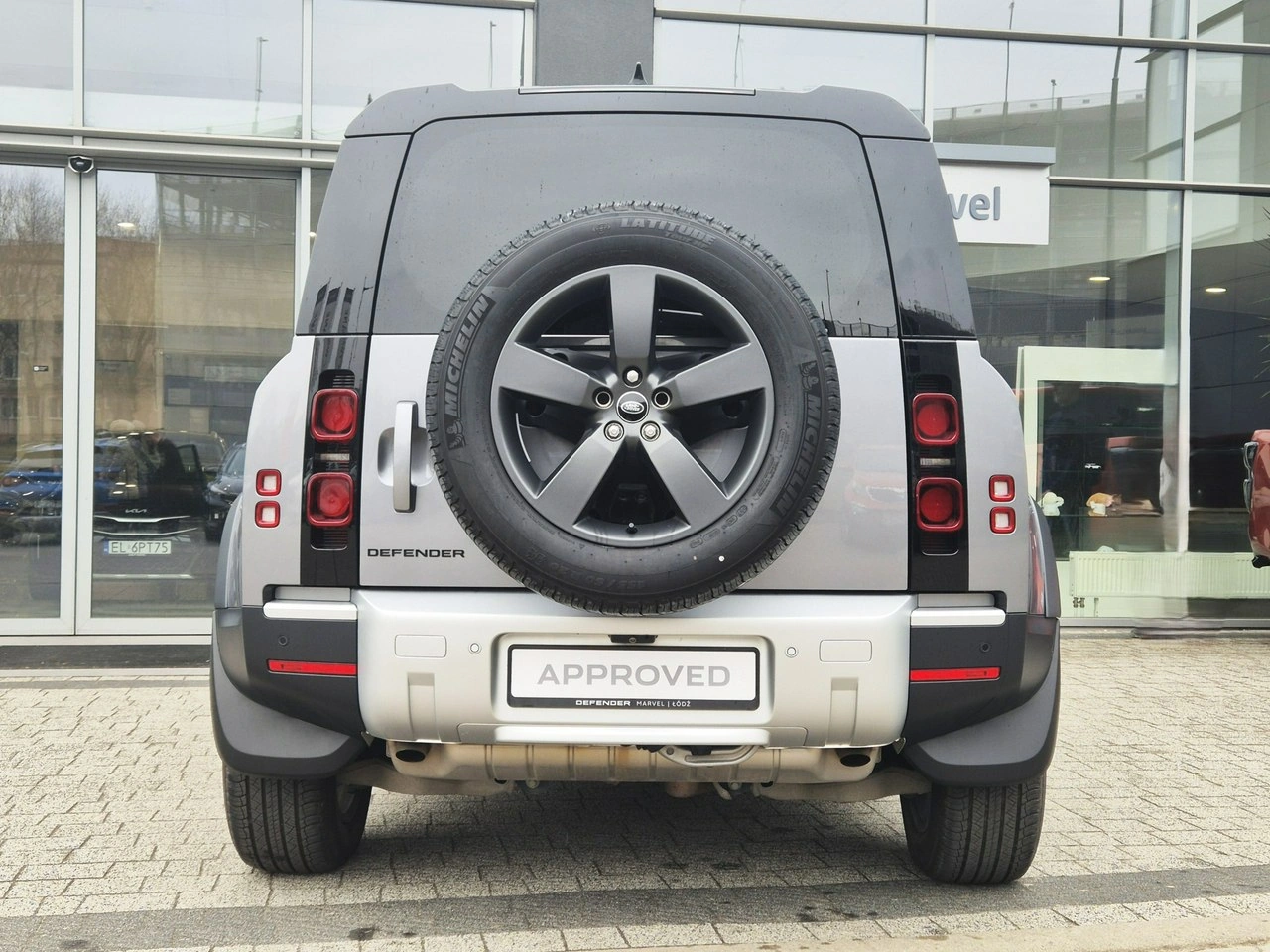 Land Rover Defender - Zdjęcie 7