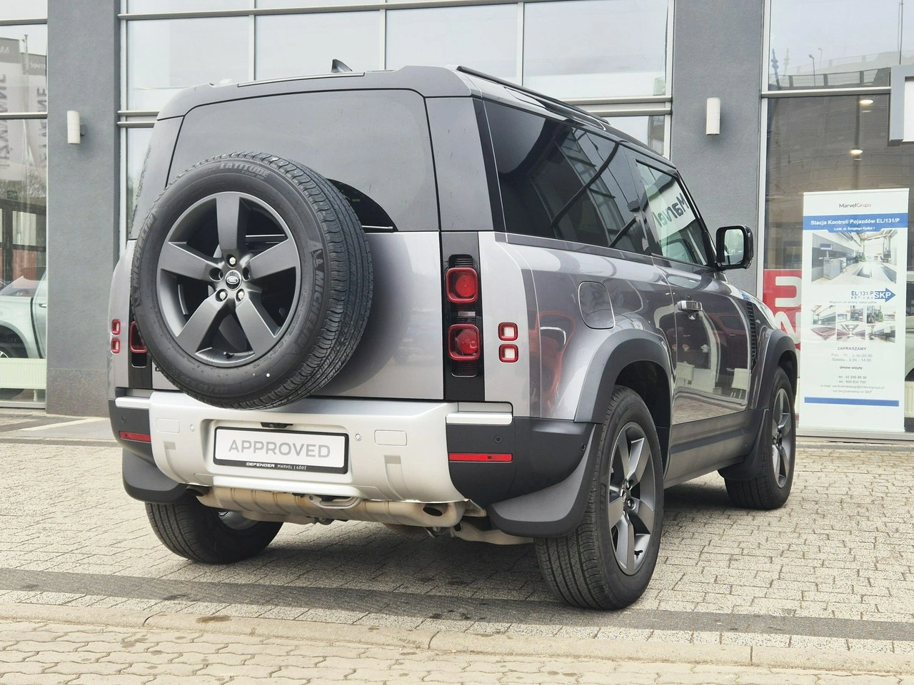 Land Rover Defender - Zdjęcie 8