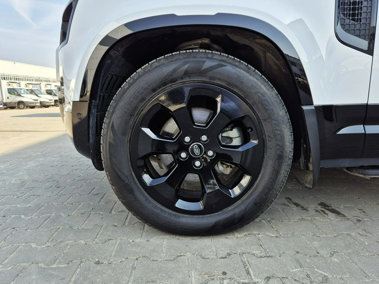 Land Rover Defender - Zdjęcie 27