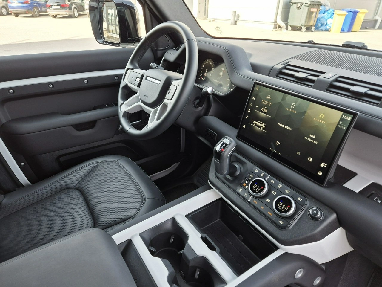 Land Rover Defender - Zdjęcie 32