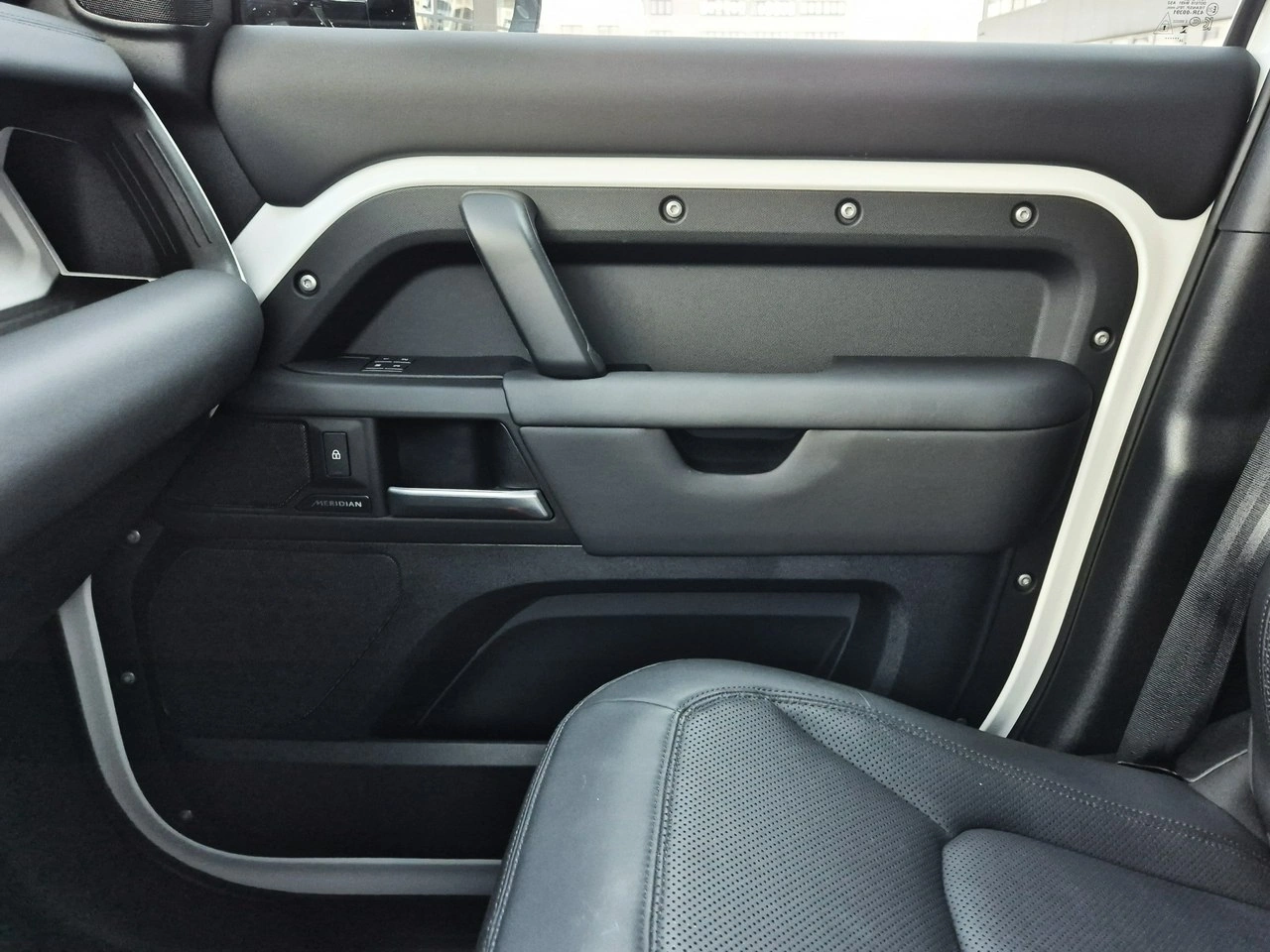 Land Rover Defender - Zdjęcie 44