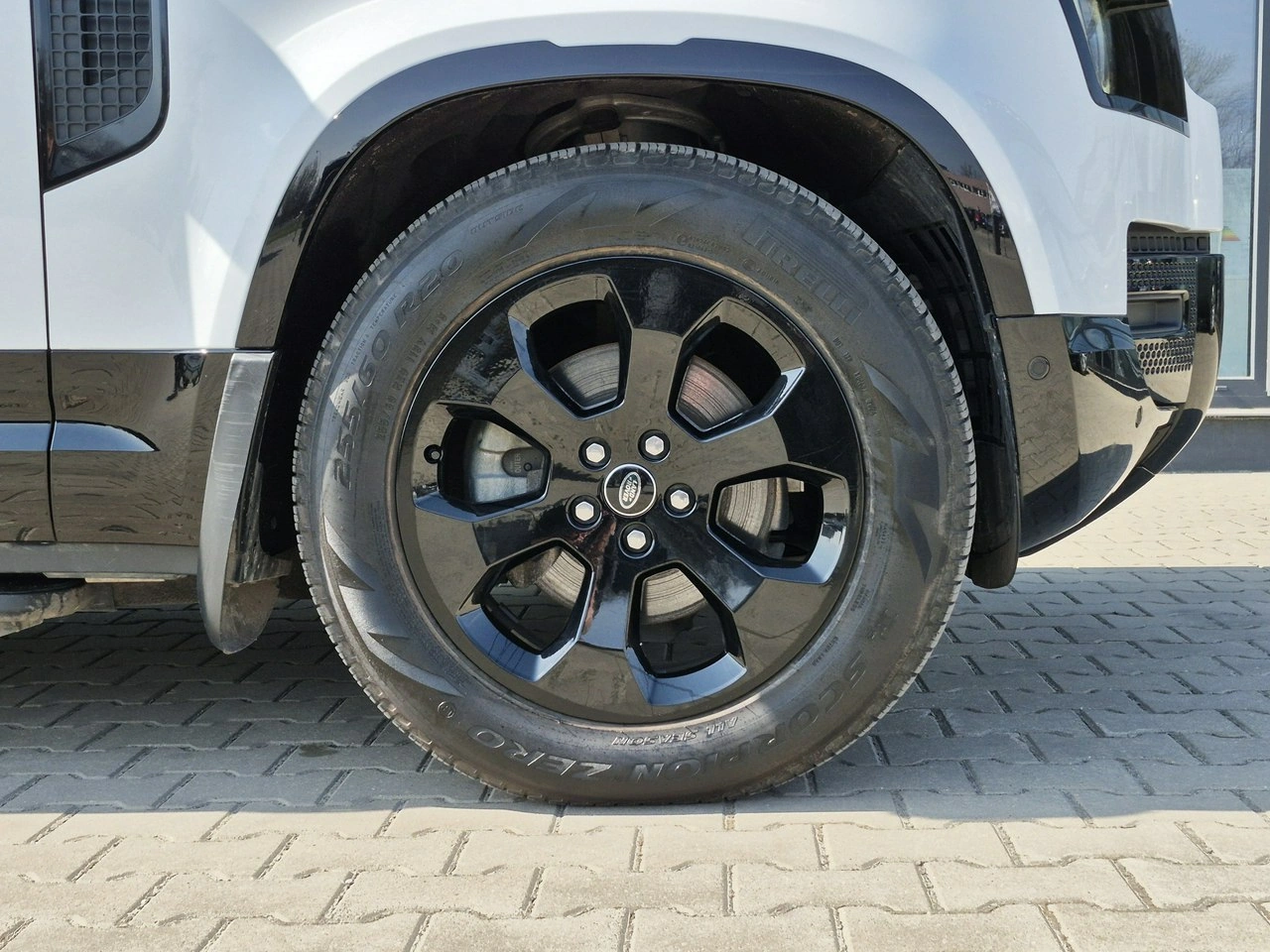 Land Rover Defender - Zdjęcie 7