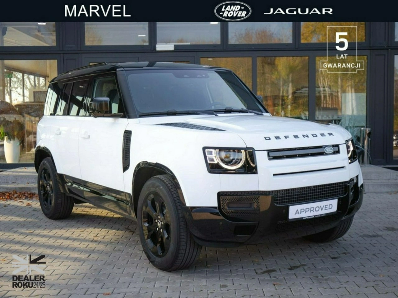 Land Rover Defender - Główne zdjęcie