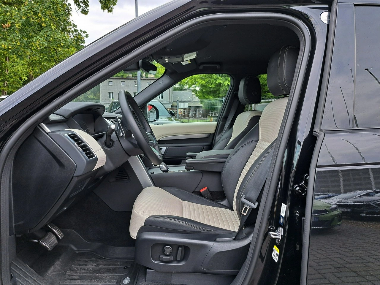 Land Rover Discovery - Zdjęcie 13