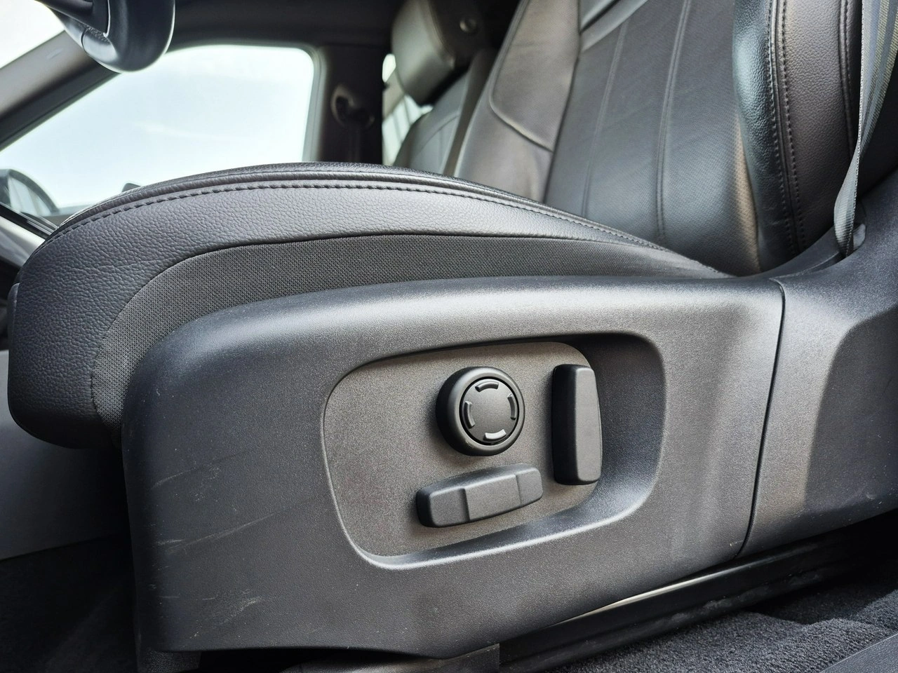 Land Rover Range Rover Evoque - Zdjęcie 13