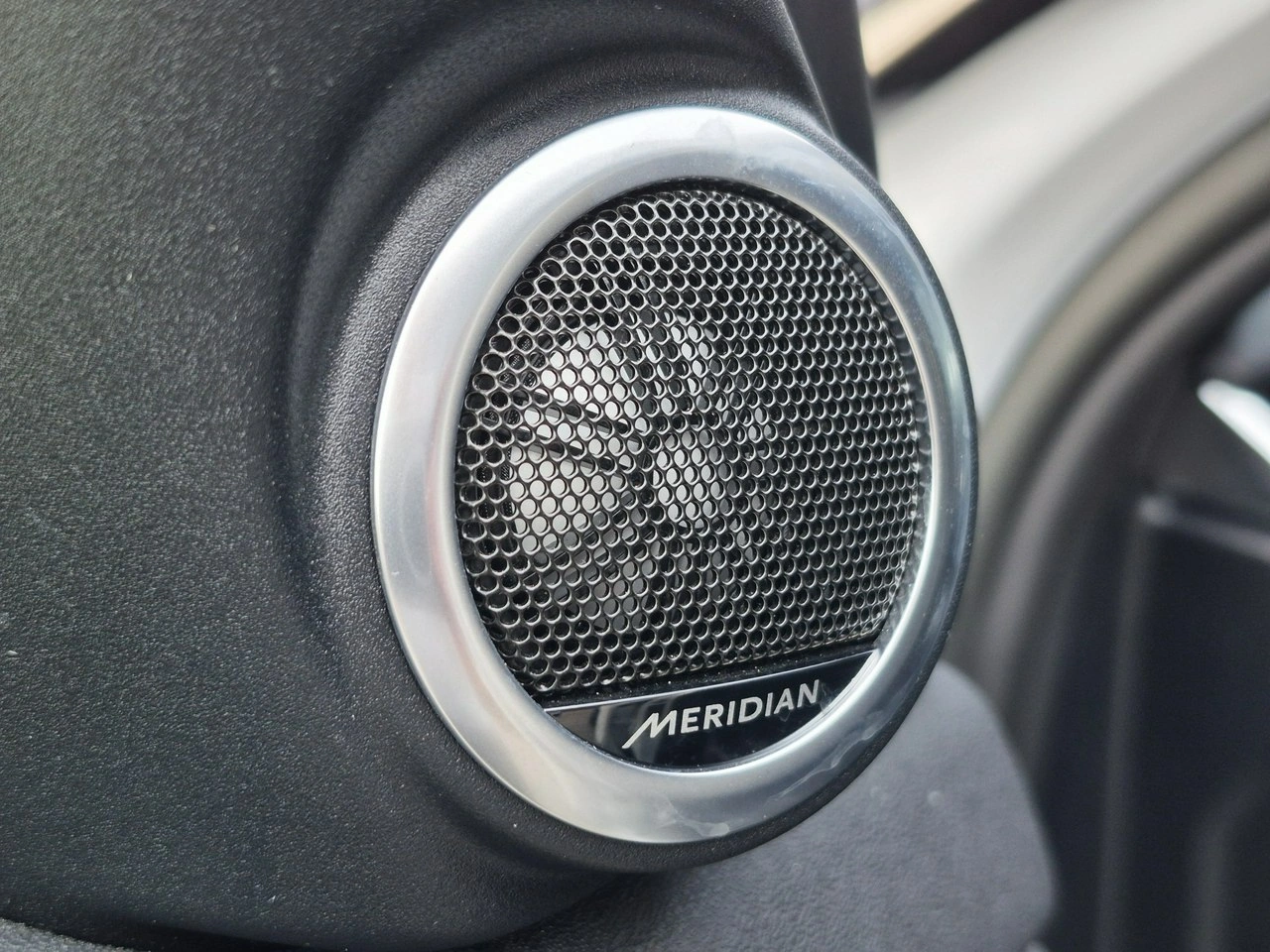 Land Rover Range Rover Evoque - Zdjęcie 17