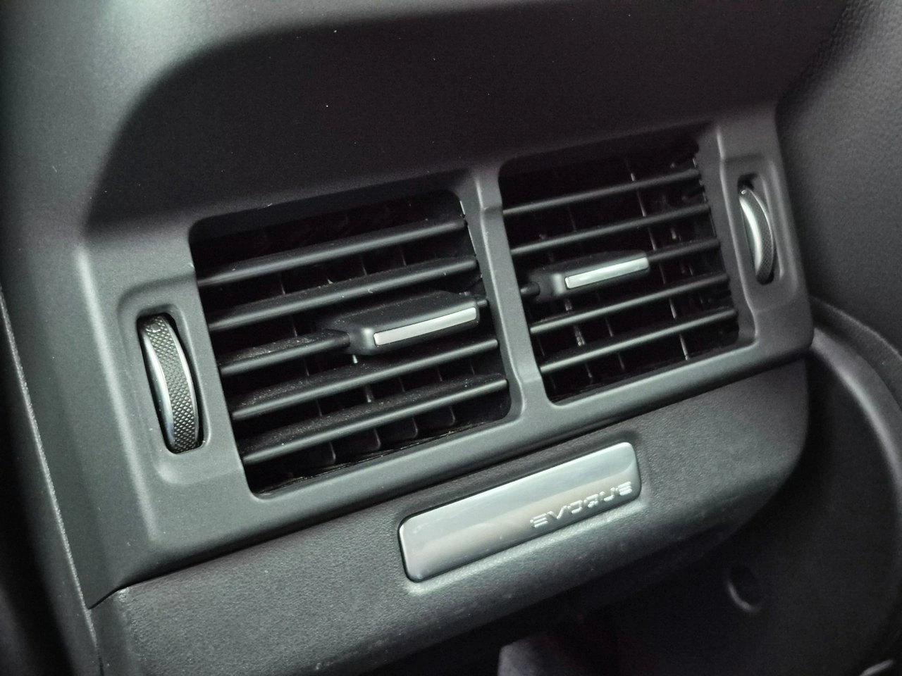 Land Rover Range Rover Evoque - Zdjęcie 21