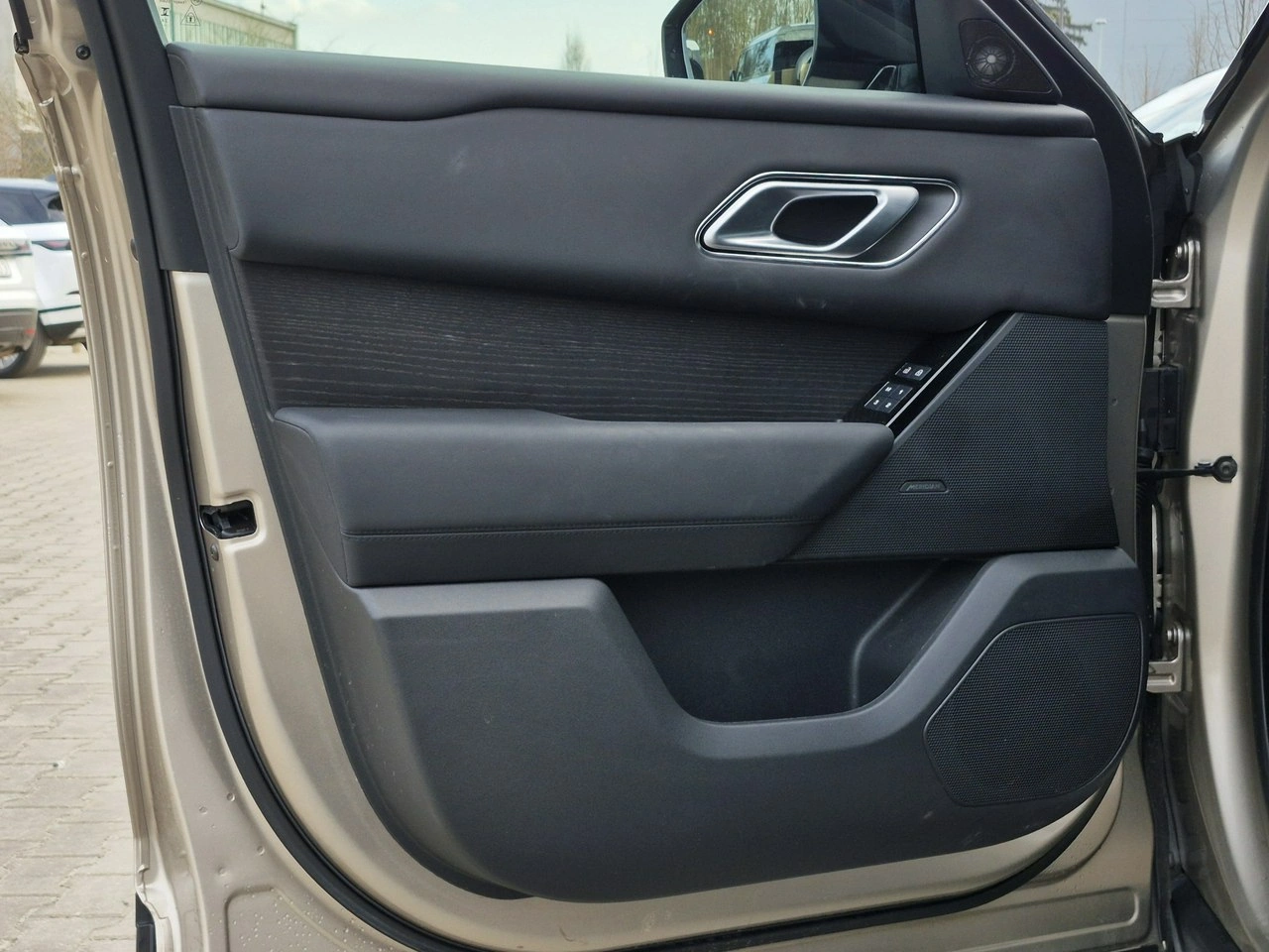 Land Rover Range Rover Velar - Zdjęcie 17