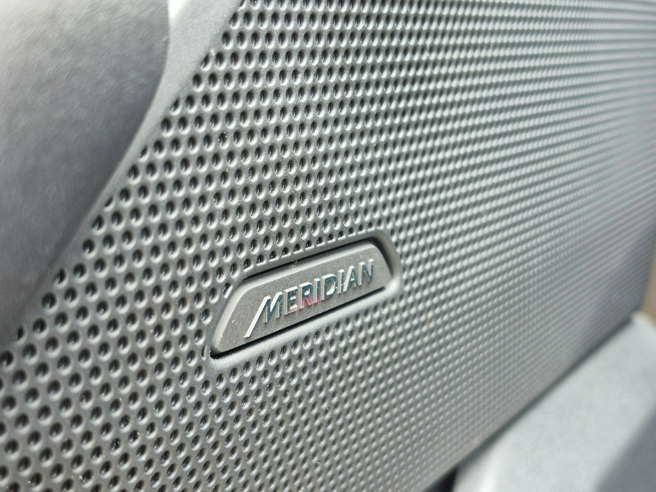 Land Rover Range Rover Velar - Zdjęcie 19