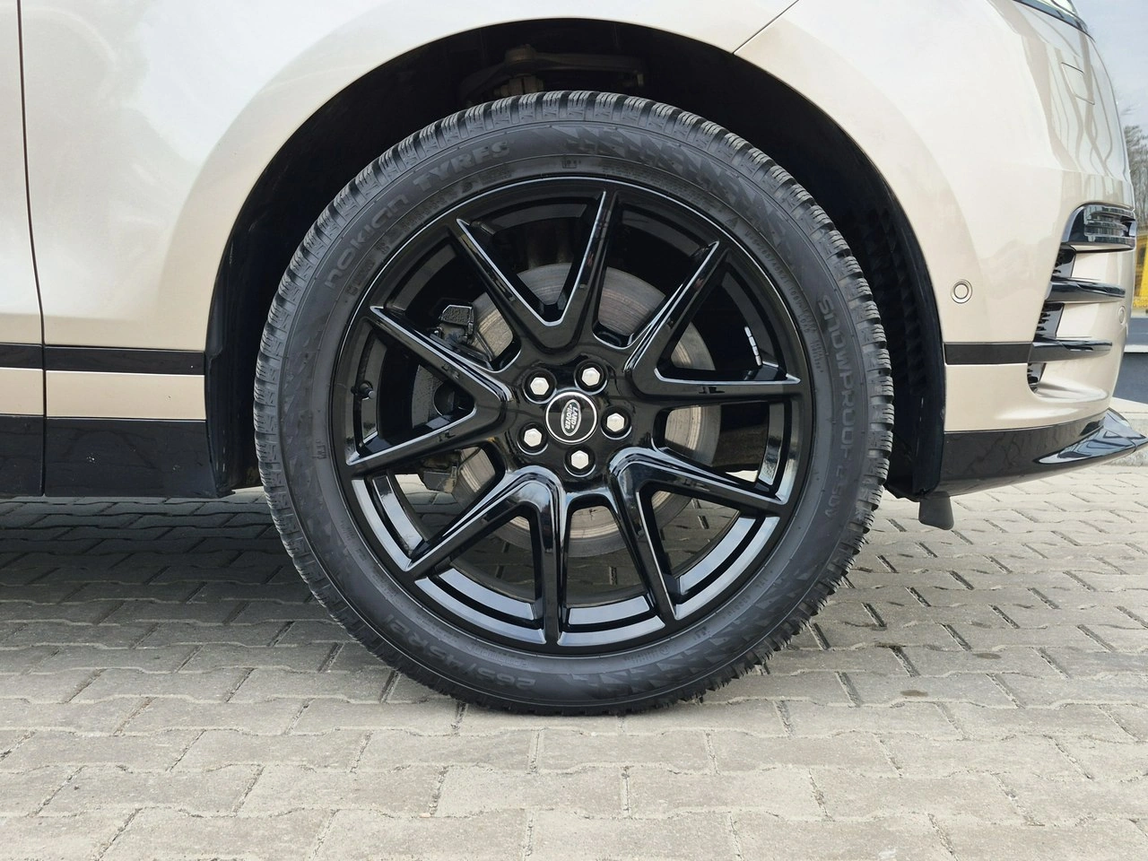 Land Rover Range Rover Velar - Zdjęcie 8