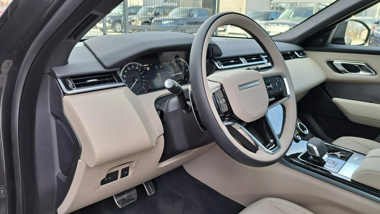 Land Rover Range Rover Velar - Zdjęcie 18