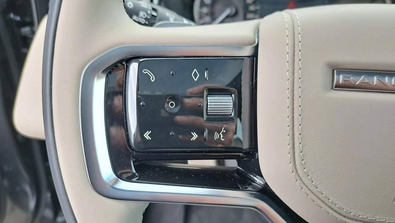 Land Rover Range Rover Velar - Zdjęcie 23