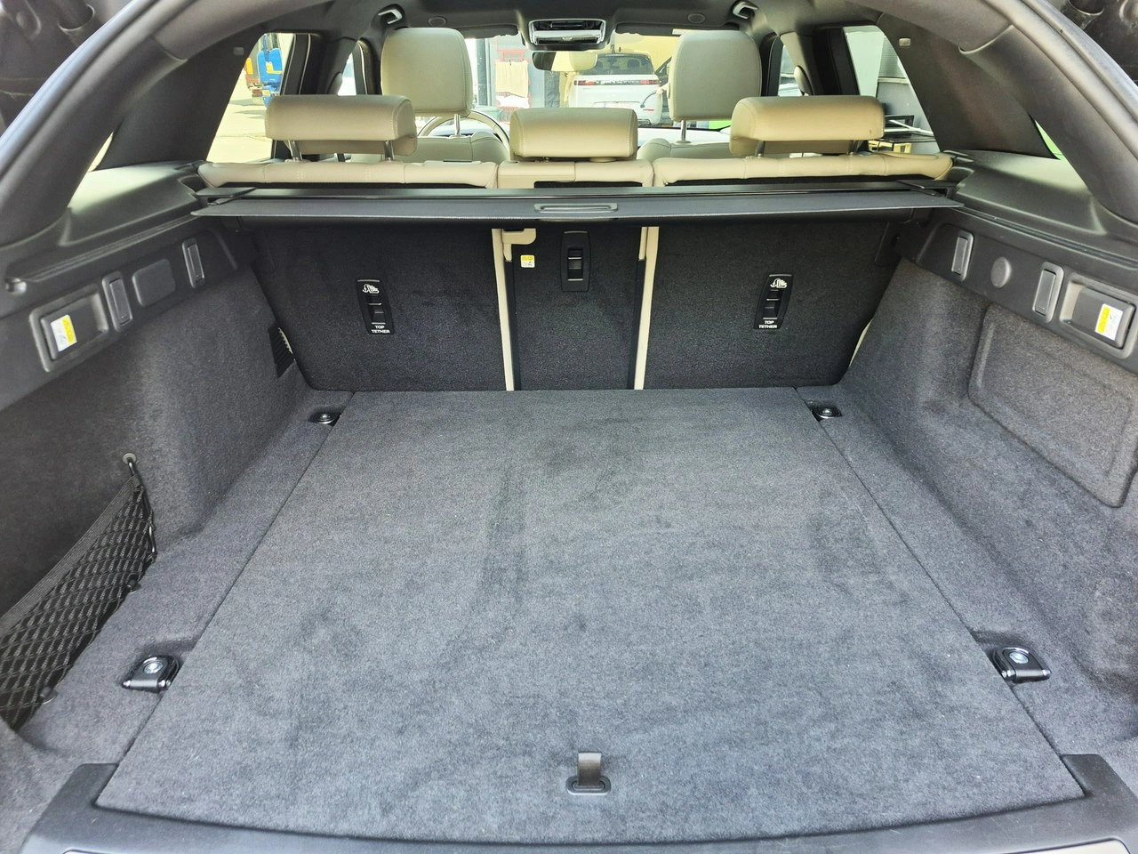 Land Rover Range Rover Velar - Zdjęcie 39