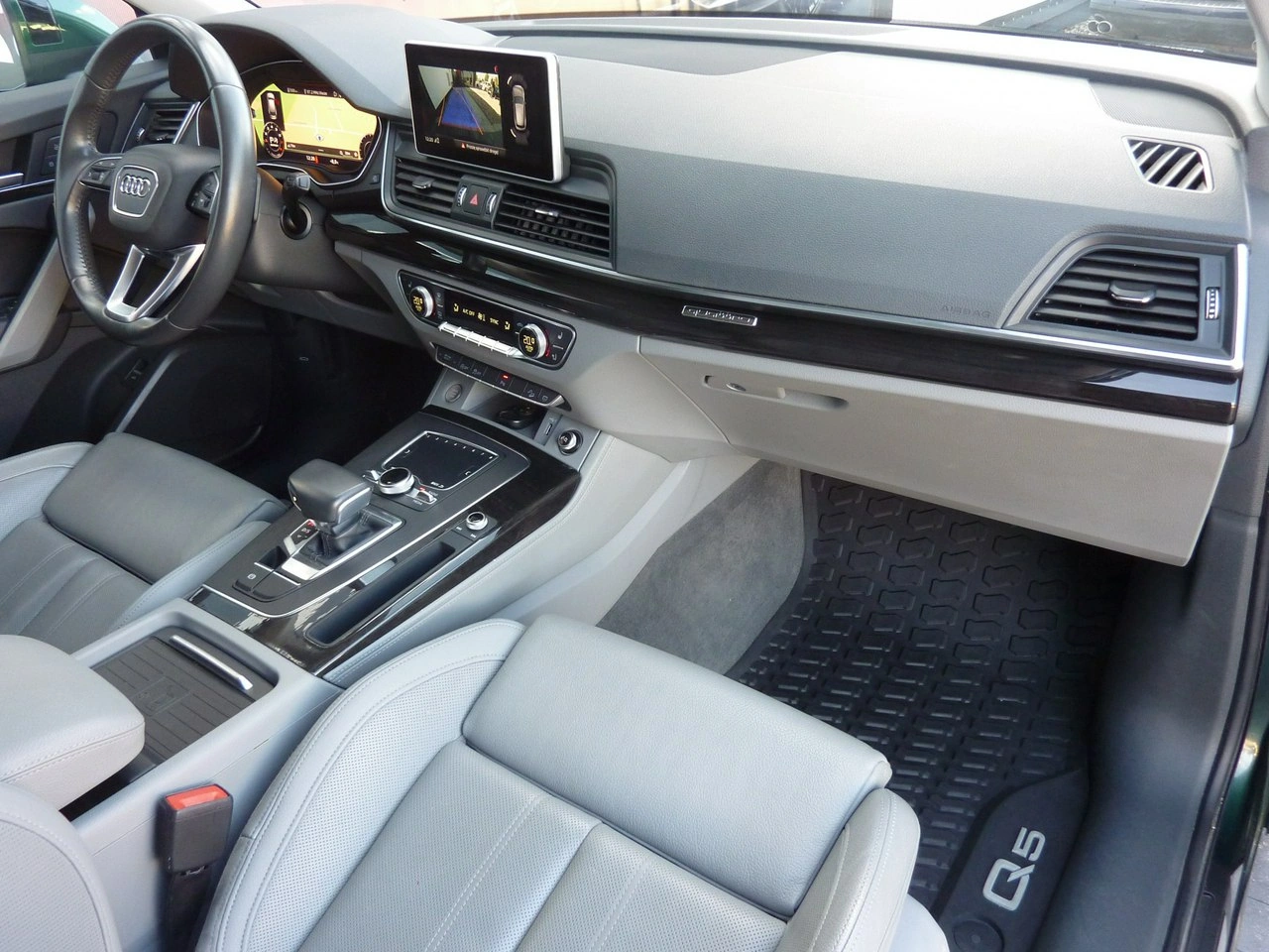 Audi Q5 - Zdjęcie 13
