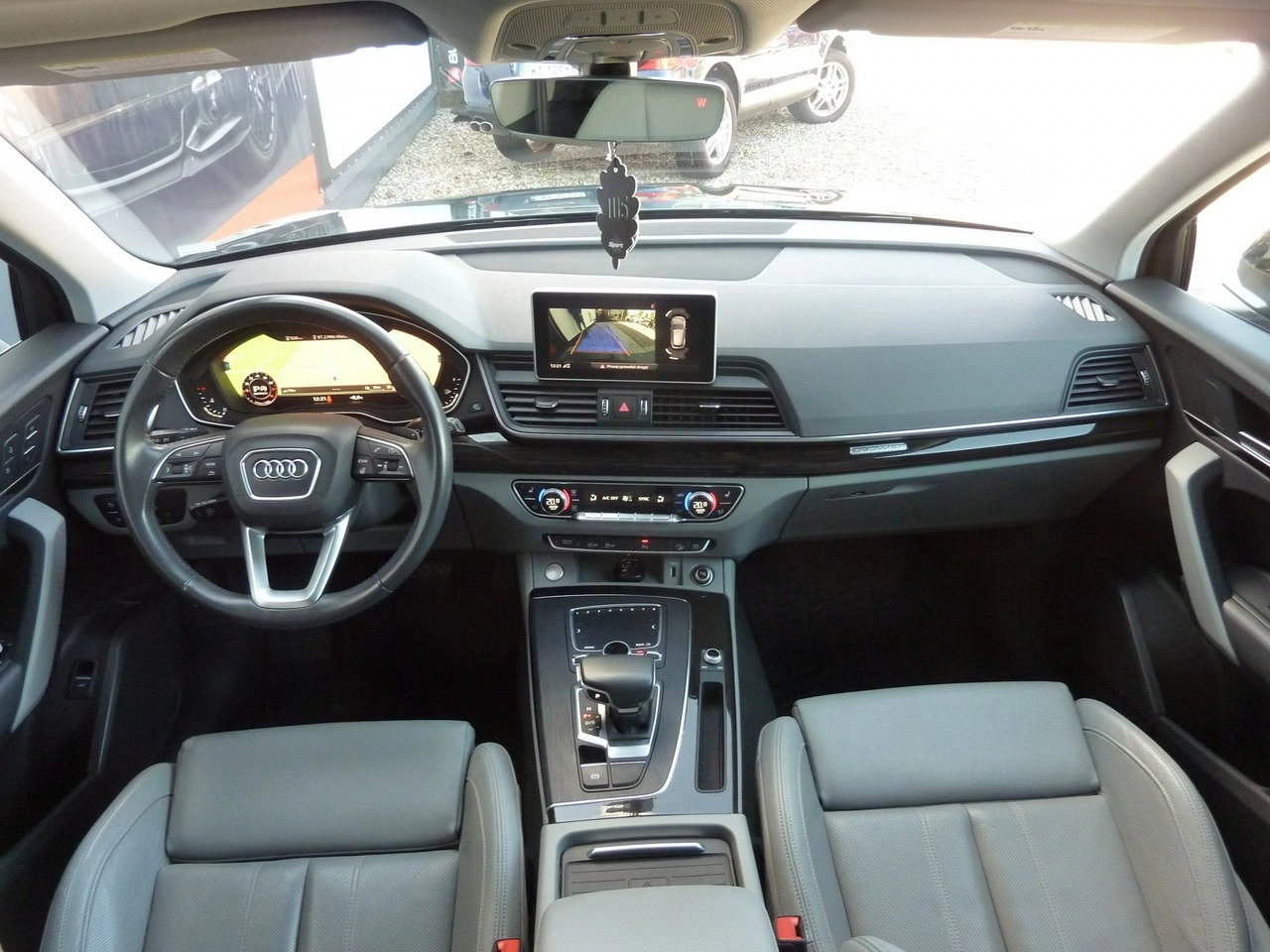 Audi Q5 - Zdjęcie 17