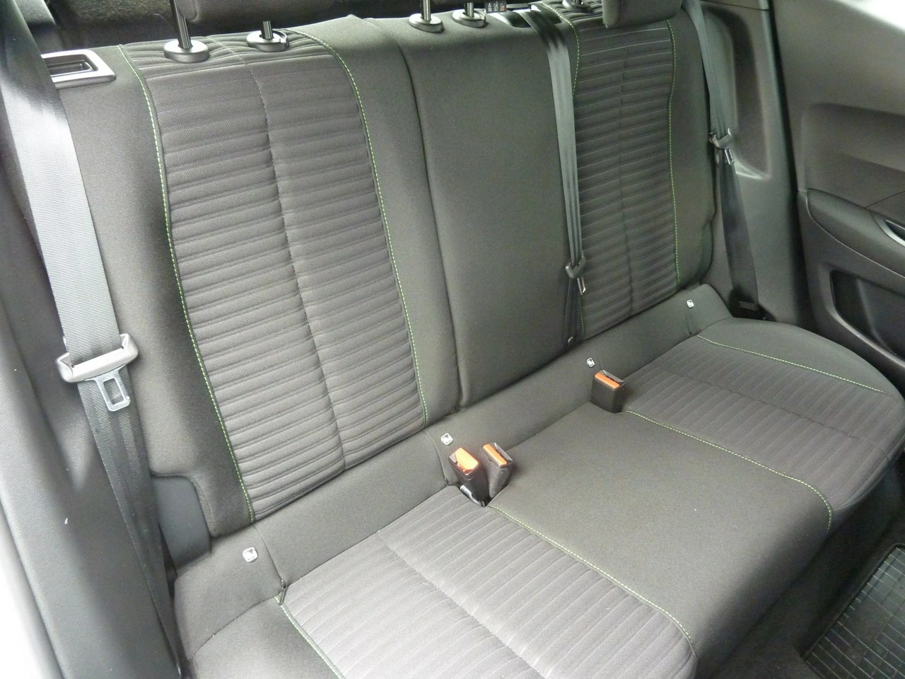 Peugeot 2008 - Zdjęcie 13