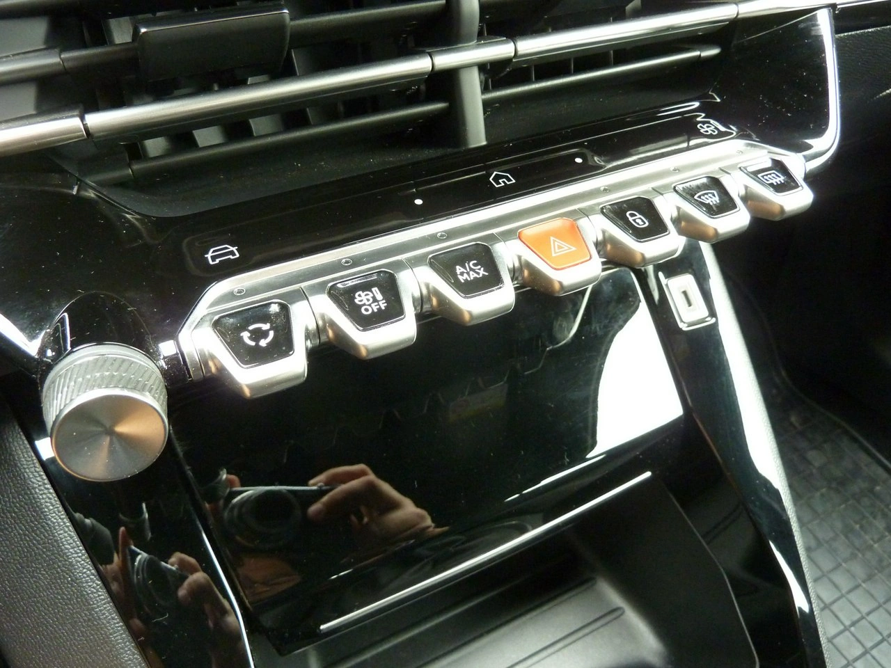 Peugeot 2008 - Zdjęcie 30