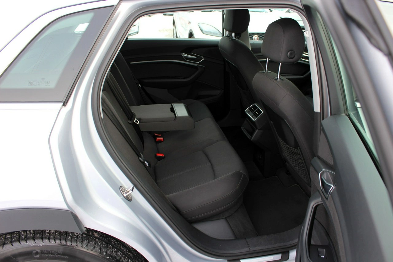 Audi e-tron - Zdjęcie 12
